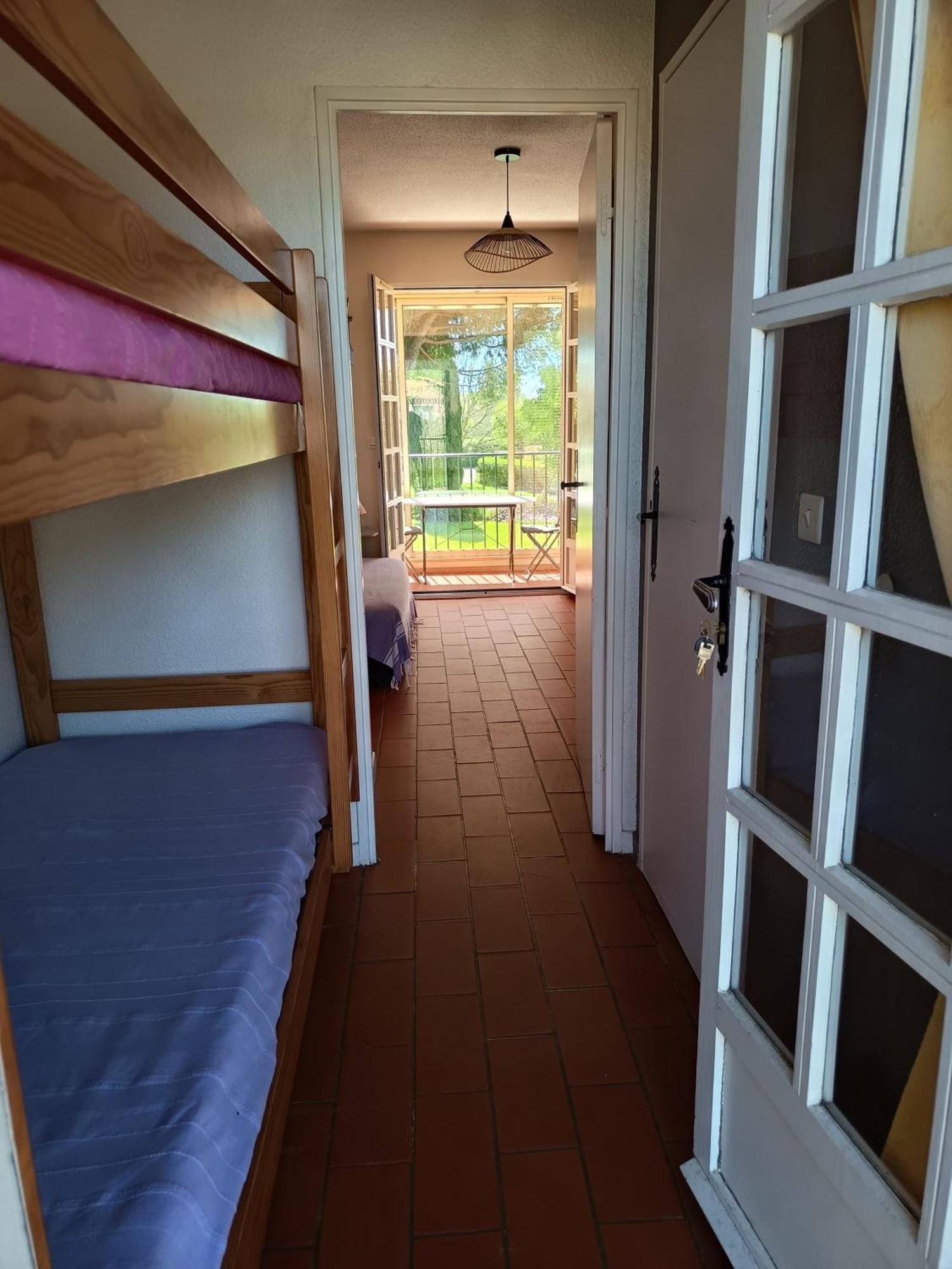 AGRÉABLE STUDIO cabine PROCHE MER La Londe-les-Maures Extérieur photo